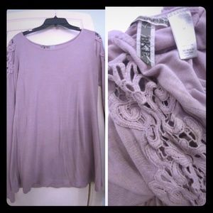 SOLD SOLD SOLD Medium BKE shirt